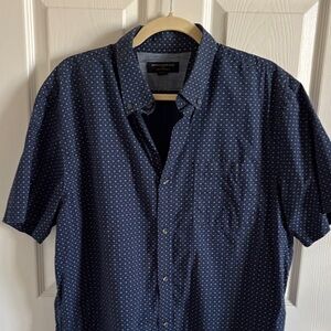 Banana Republic Navy Blue Short-Sleeve Button-Down Shirt with White Micro Dot